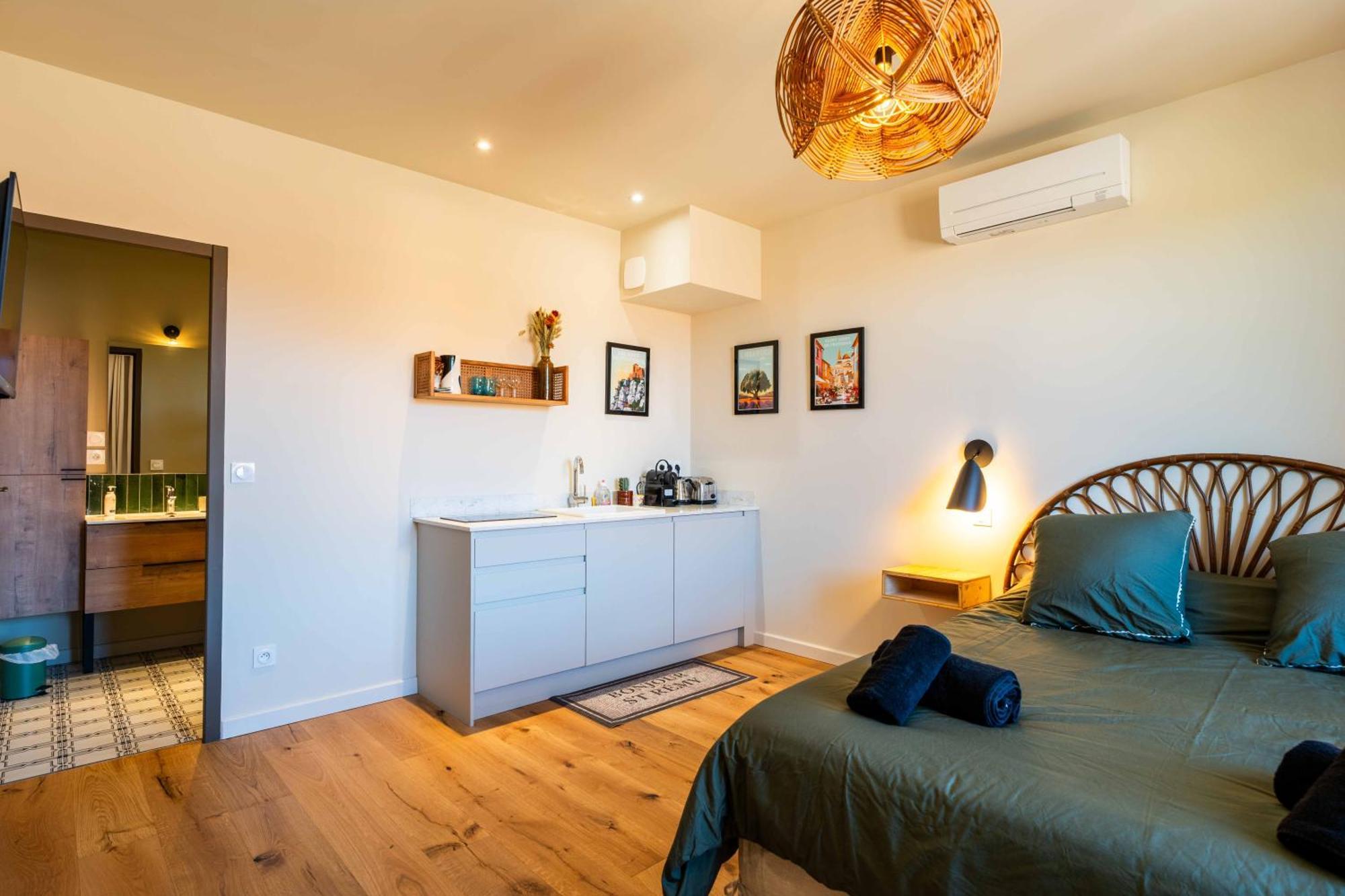 Oustau De Marie Apartment *